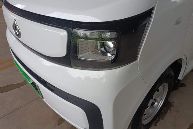 Used CHANGAN KAICHENG Ruixing EM80 2025 Model Commercial Version Standard 2-Seater 300 km Liftgate Left Front Headlight