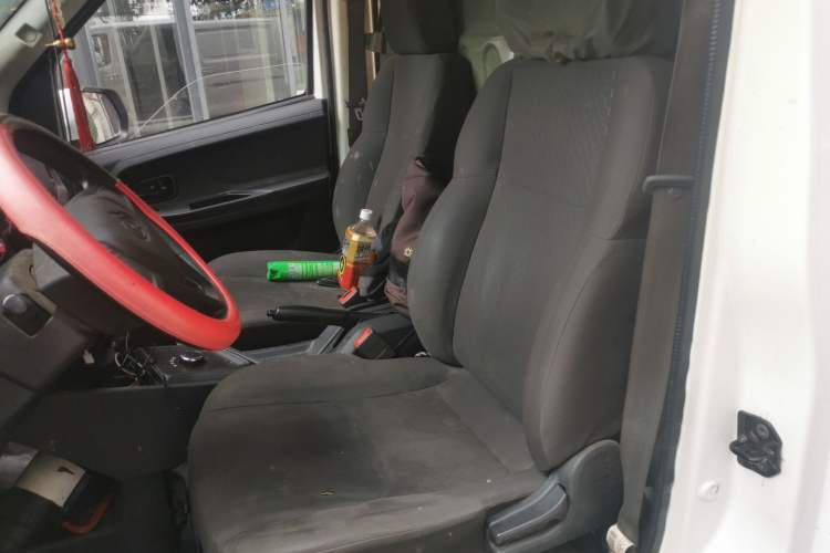 Used CHANGAN KAICHENG Ruixing EM80 2025 Cargo Version Comfort Type 2 Seats 300 km Side-Hinged Doors Left Front Seat
