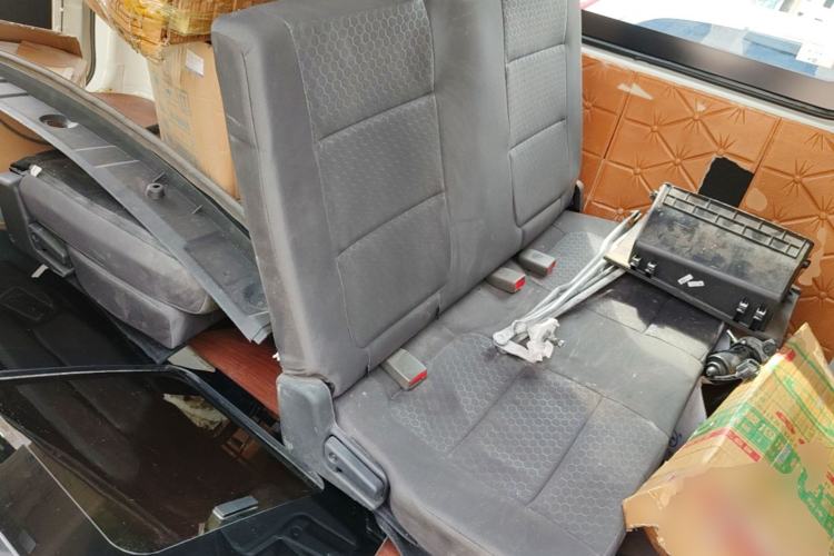 Used CHANGAN KAICHENG Ruixing EM80 2025 Model Elite 6-Seater 300 km Hinged Doors Left Rear Seat