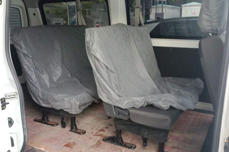 Used CHANGAN KAICHENG Ruixing EM80 2025 Passenger Version Comfort Edition 6-Seater 300 km Dual-Swing Doors Left Rear Seat