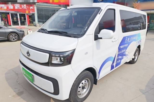 Used CHANGAN KAICHENG Ruixing EM80 2025 Passenger Version Comfort Model 7 Seats 300 km Side-Hinged Doors
