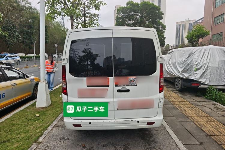 Used CHANGAN KAICHENG Ruixing EM80 2025 Passenger Version Comfort Edition 6-Seater 300 km Dual-Swing Doors Rear