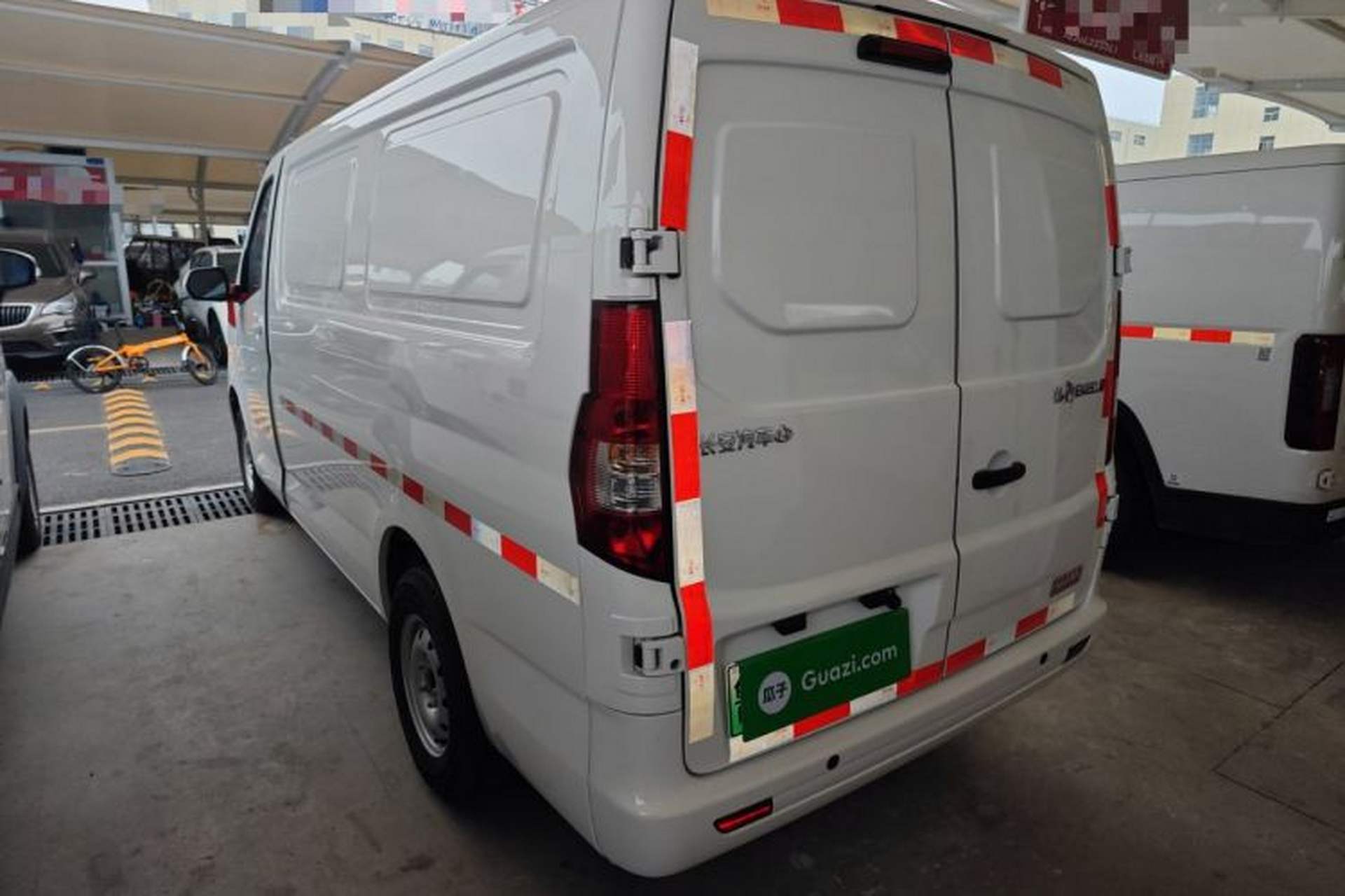 Used CHANGAN KAICHENG Ruixing EM80 2025 Cargo Version Standard 2-Seater 300 km Side-Hinged Doors Rear Left 45 Deg