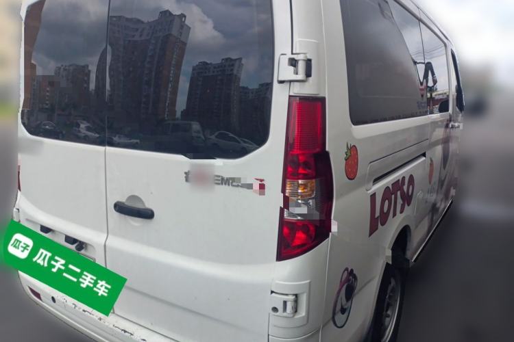 Used CHANGAN KAICHENG Ruixing EM80 2025 Passenger Version Comfort Edition 6-Seater 300 km Dual-Swing Doors Rear Right 45 Deg