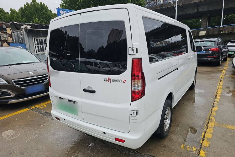Used CHANGAN KAICHENG Ruixing EM80 2025 Passenger Version Comfort Edition 6-Seater 300 km Dual-Swing Doors Rear Right 45 Deg
