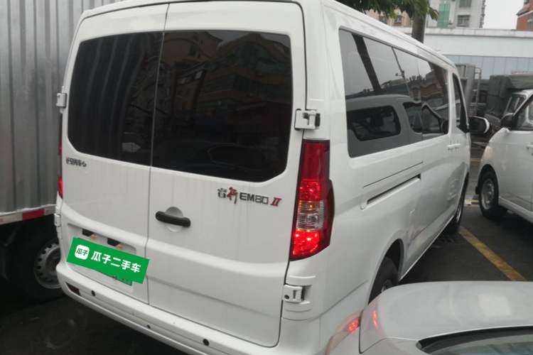 Used CHANGAN KAICHENG Ruixing EM80 2025 Passenger Version Comfort Edition 6-Seater 300 km Dual-Swing Doors Rear Right 45 Deg