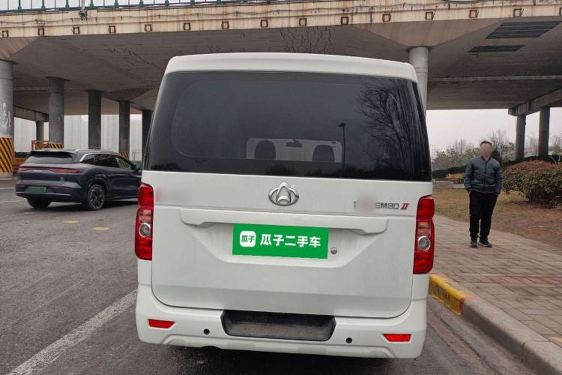 Used CHANGAN KAICHENG Ruixing EM80 2025 Passenger Version Comfort Model 6 Seats 300 km Liftback Door Rear