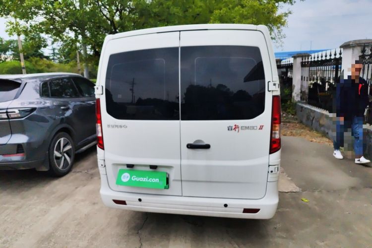 Used CHANGAN KAICHENG Ruixing EM80 2025 Passenger Version Comfort Edition 6-Seater 300 km Dual-Swing Doors Rear