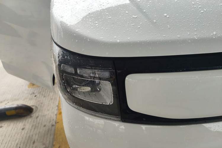 Used CHANGAN KAICHENG Ruixing EM80 2025 Model Elite 6-Seater 300 km Hinged Doors Right Front Headlight