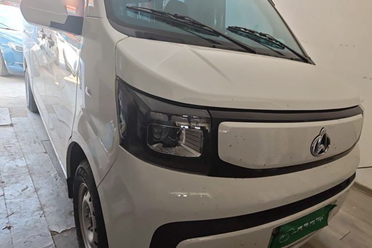 Used CHANGAN KAICHENG Ruixing EM80 2025 Passenger Version Comfort Edition 6-Seater 300 km Dual-Swing Doors Right Front Headlight