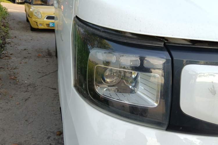 Used CHANGAN KAICHENG Ruixing EM80 2025 Wealth Edition Passenger Version Comfortable Model 6 Seats 300km Side-Hinged Doors Right Front Headlight