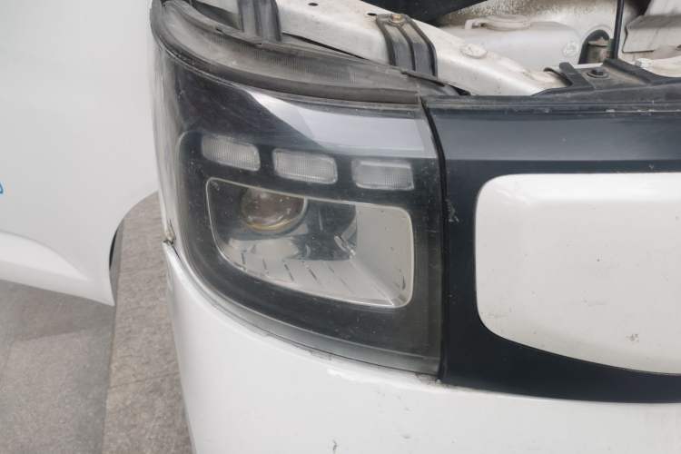 Used CHANGAN KAICHENG Ruixing EM80 2025 Cargo Version Comfort Type 2 Seats 300 km Side-Hinged Doors Right Front Headlight