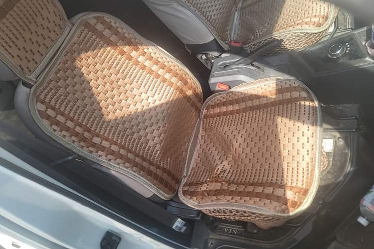 Used CHANGAN KAICHENG Ruixing EM80 2025 Passenger Version Comfort Edition 6-Seater 300 km Dual-Swing Doors Right Front Seat