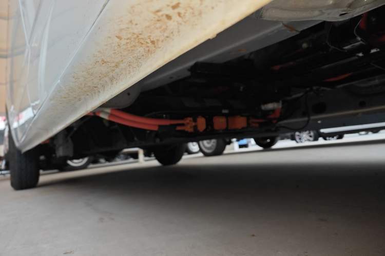 Used CHANGAN KAICHENG Ruixing EM80 2025 Cargo Version Standard 2-Seater 300 km Side-Hinged Doors Right Side Sill