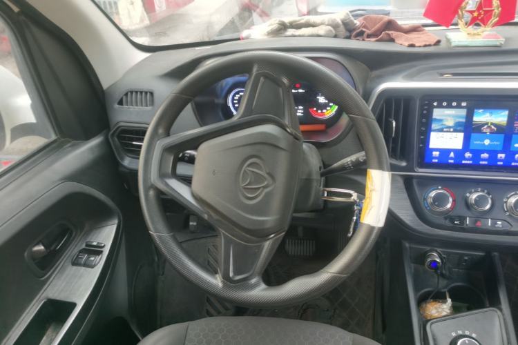 Used CHANGAN KAICHENG Ruixing EM80 2025 Passenger Version Comfort Edition 6-Seater 300 km Dual-Swing Doors Steering Wheel
