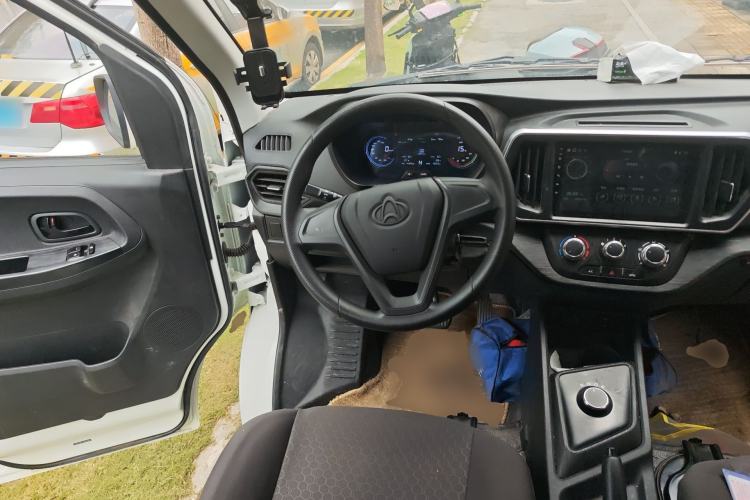 Used CHANGAN KAICHENG Ruixing EM80 2025 Passenger Version Comfort Edition 6-Seater 300 km Dual-Swing Doors Steering Wheel