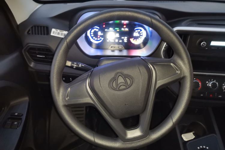 Used CHANGAN KAICHENG Ruixing EM80 2025 Passenger Version Comfort Edition 6-Seater 300 km Dual-Swing Doors Steering Wheel