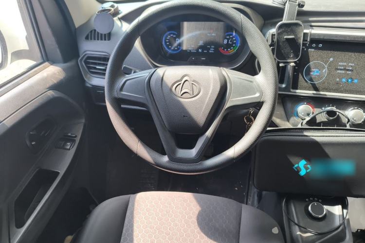 Used CHANGAN KAICHENG Ruixing EM80 2025 Passenger Version Comfort Edition 6-Seater 300 km Dual-Swing Doors Steering Wheel