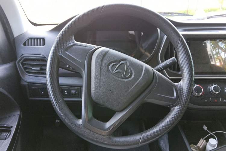 Used CHANGAN KAICHENG Ruixing EM80 2025 Wealth Edition Passenger Version Comfortable Model 6 Seats 300km Side-Hinged Doors Steering Wheel