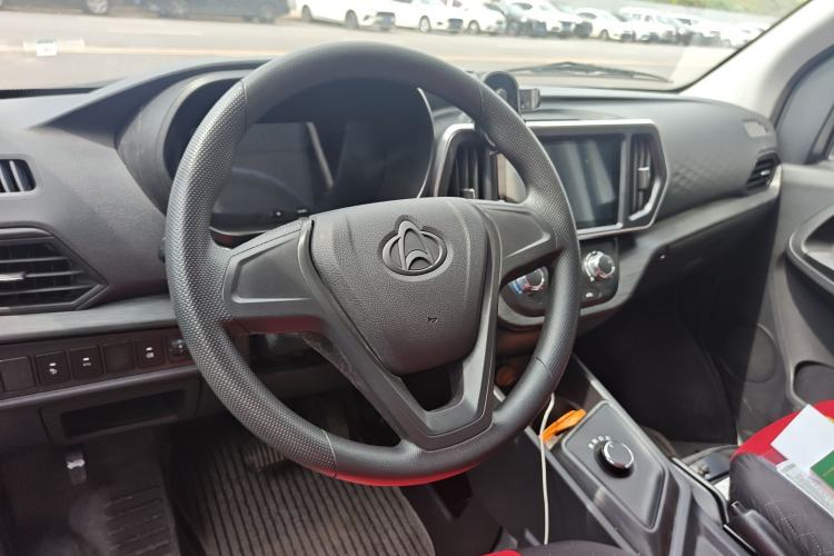 Used CHANGAN KAICHENG Ruixing EM80 2025 Passenger Version Comfort Edition 6-Seater 300 km Dual-Swing Doors Steering Wheel