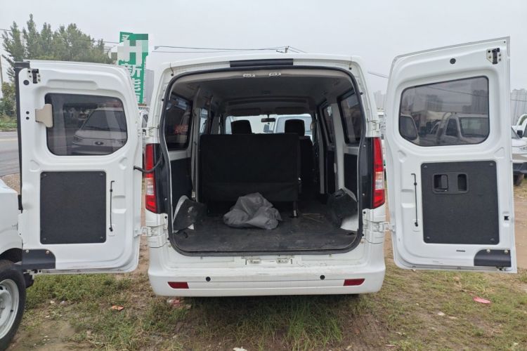 Used CHANGAN KAICHENG Ruixing EM80 2025 Customized Passenger Version 6-Seater 300km Side-Hinged Doors Trunk
