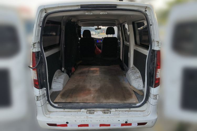 Used CHANGAN KAICHENG Ruixing EM80 2025 Passenger Version Comfort Edition 6-Seater 300 km Dual-Swing Doors Trunk