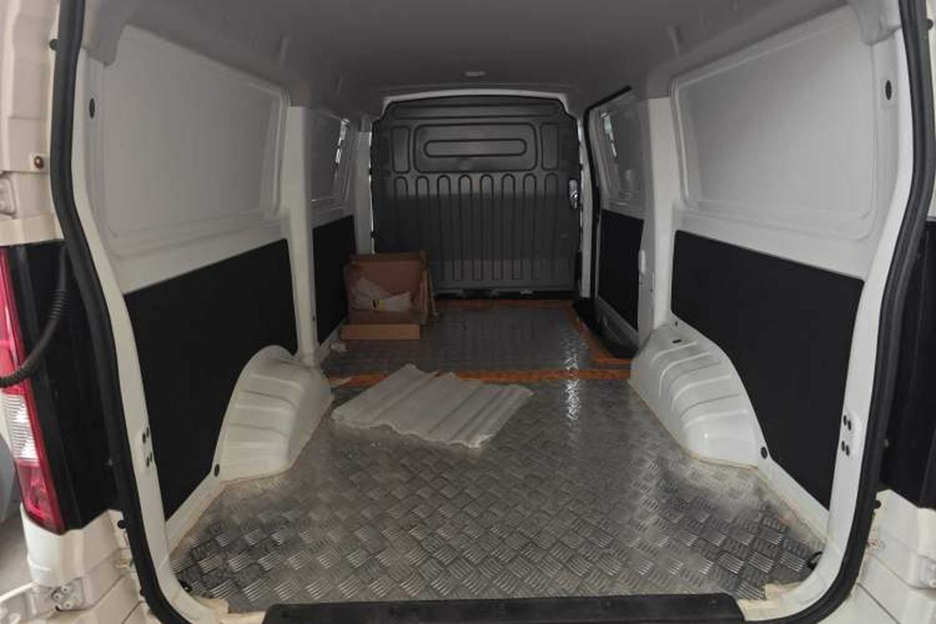 Used CHANGAN KAICHENG Ruixing EM80 2025 Cargo Version Standard 2-Seater 300 km Side-Hinged Doors Trunk
