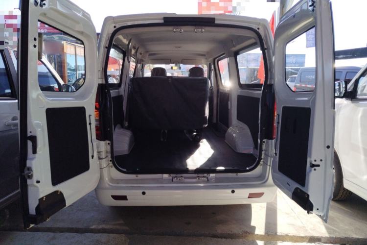 Used CHANGAN KAICHENG Ruixing EM80 2025 Passenger Version Comfort Edition 6-Seater 300 km Dual-Swing Doors Trunk