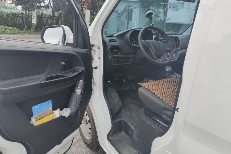 Used CHANGAN KAICHENG Ruixing EM80 2026 Model Comfort Version, 6-seater, 320km, Gullwing Doors Driver Seat