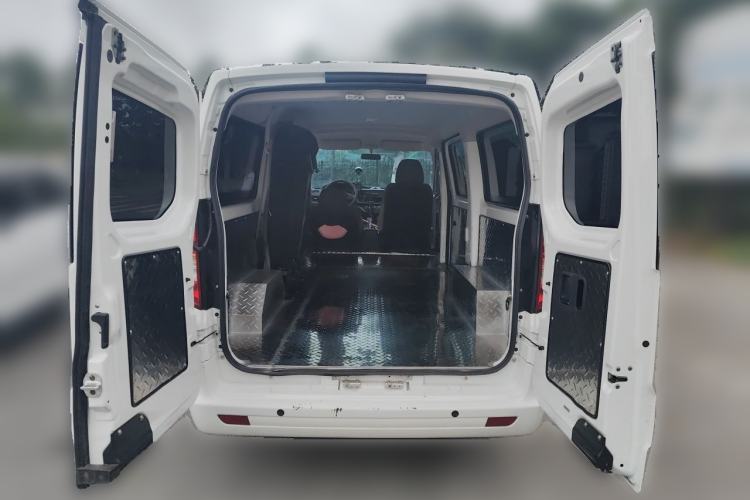 Used CHANGAN KAICHENG Ruixing EM80 2026 Model Comfort Version, 6-seater, 320km, Gullwing Doors Trunk