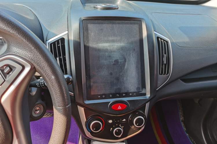 Used CHANGAN KAICHENG Ruixing ES30 2019 Fun Version Interior 3
