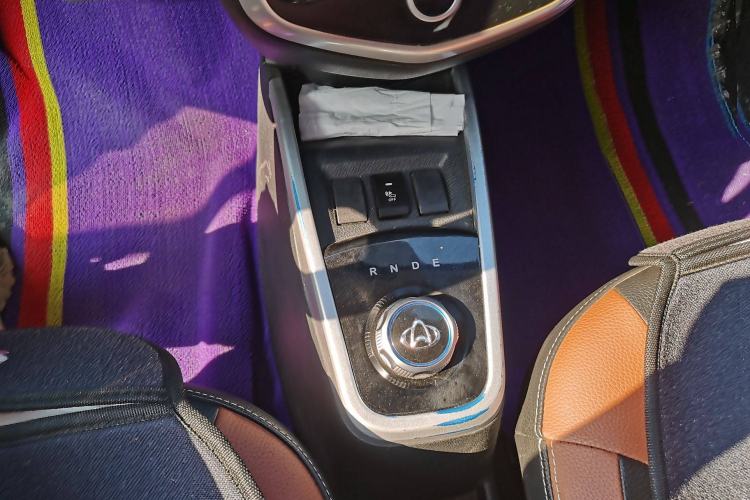 Used CHANGAN KAICHENG Ruixing ES30 2019 Fun Version Interior 4