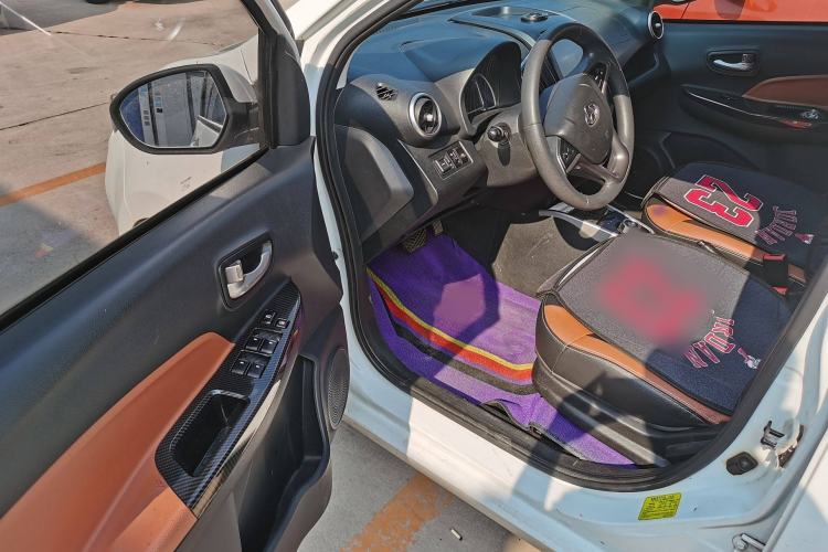 Used CHANGAN KAICHENG Ruixing ES30 2019 Fun Version Interior 5