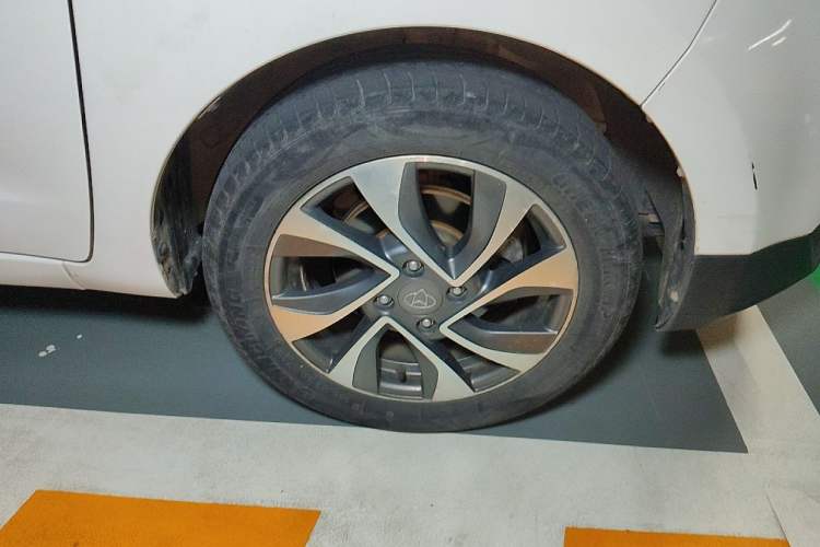 Used CHANGAN KAICHENG Ruixing ES30 2019 Fun Version Right Front Wheel Hub