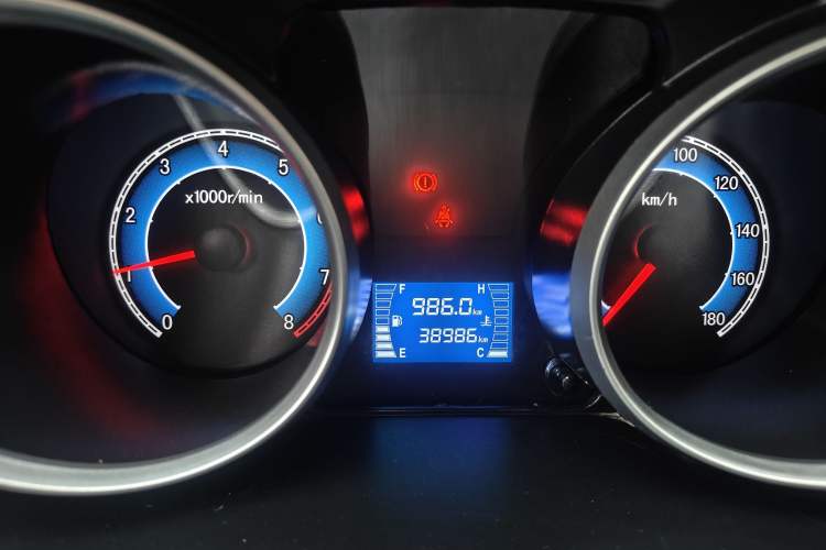 Used CHANGAN KAICHENG Ruixing M60 2020 1.5L Standard Version China VI 6-Seater DAM15KR Odometer Close Up