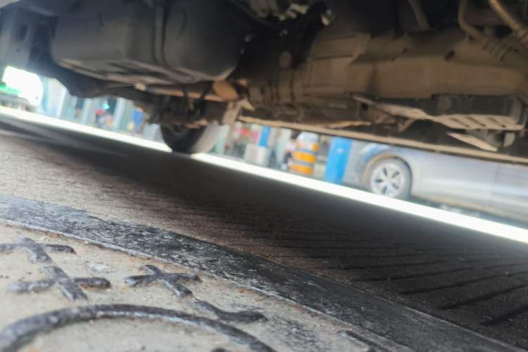Used CHANGAN KAICHENG Ruixing M60 2019 1.5L Standard Version China VI Emission Standard 5/6 Seats DAM15KR Chassis Front Right