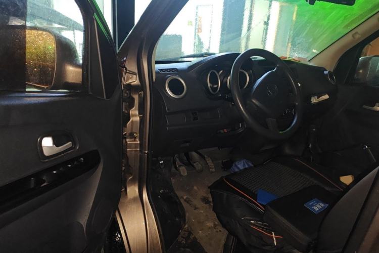 Used CHANGAN KAICHENG Ruixing M60 2019 1.5L Standard Version China VI Emission Standard 5/6 Seats DAM15KR Driver Seat