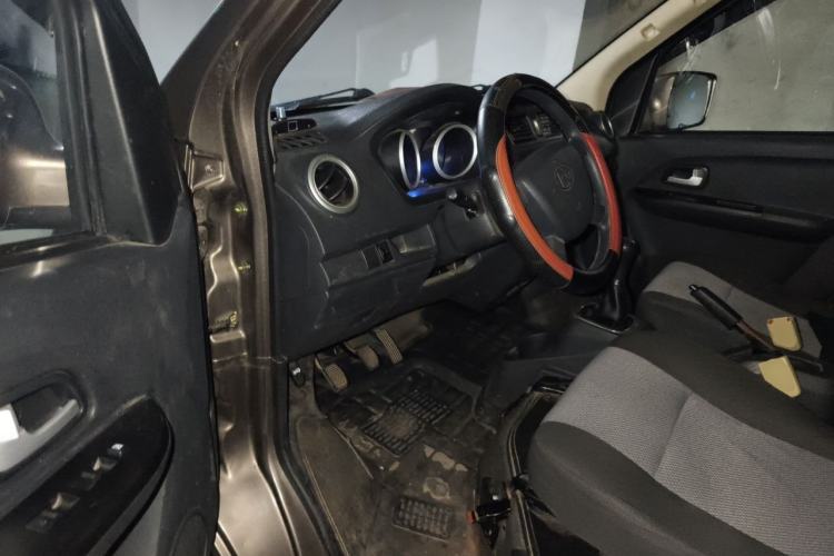 Used CHANGAN KAICHENG Ruixing M60 2019 1.5L Standard Model China V Emission Standards 5/6 Seats 4G15S Driver Seat