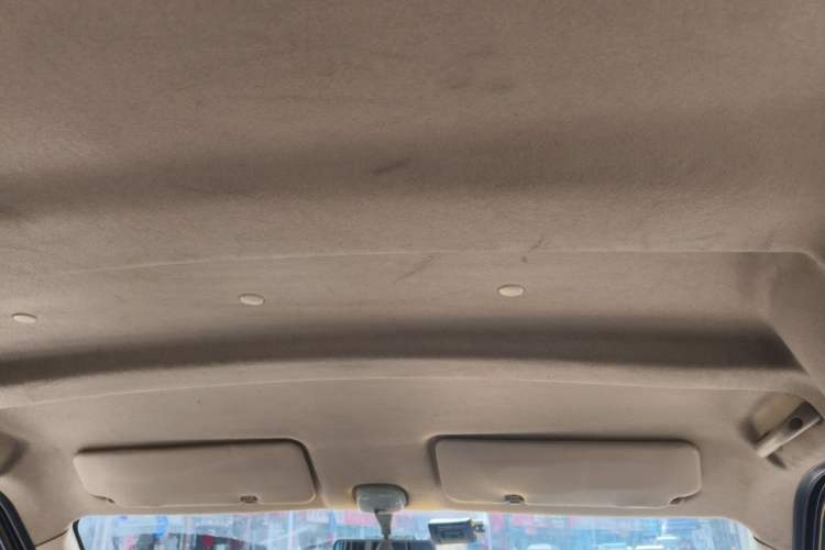 Used CHANGAN KAICHENG Ruixing M60 2019 1.5L Standard Version China VI Emission Standard 5/6 Seats DAM15KR Headliner