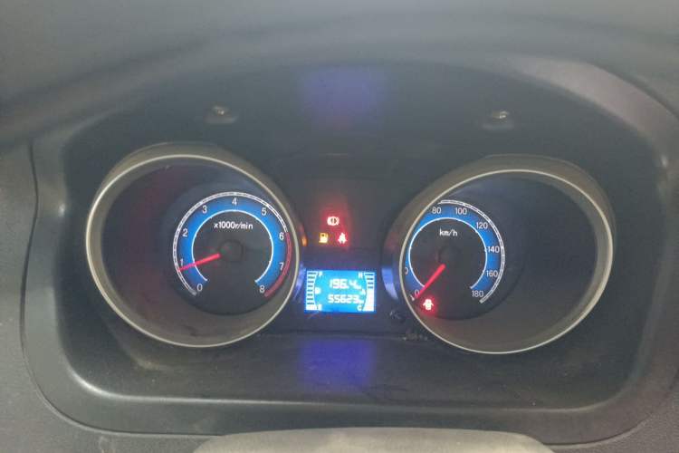 Used CHANGAN KAICHENG Ruixing M60 2019 1.5L Business Version China VI 6-Seater DAM15KR Instrument Cluster