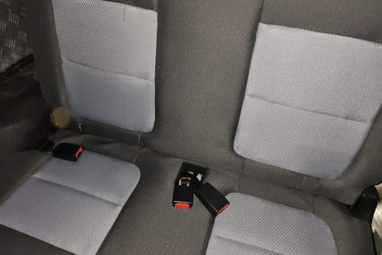 Used CHANGAN KAICHENG Ruixing M60 2019 1.5L Standard Model China V Emission Standards 5/6 Seats 4G15S Left Rear Seat