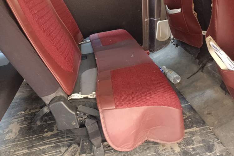 Used CHANGAN KAICHENG Ruixing M60 2019 1.5L Business Version China VI 6-Seater DAM15KR Left Rear Seat