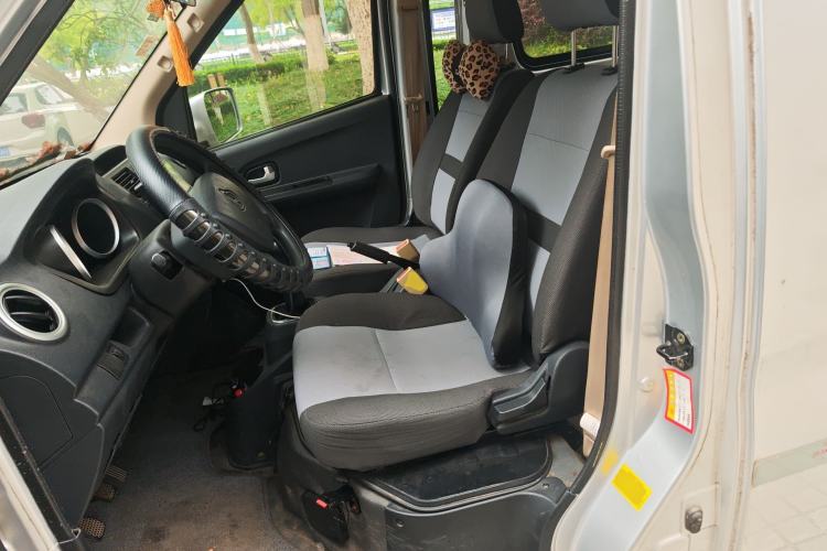 Used CHANGAN KAICHENG Ruixing M60 2019 1.5L Standard Model China V Emission Standards 5/6 Seats 4G15S Left Front Seat