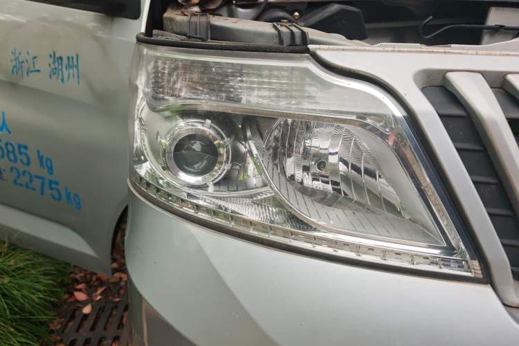 Used CHANGAN KAICHENG Ruixing M60 2019 1.5L Standard Model China V Emission Standards 5/6 Seats 4G15S Right Front Headlight