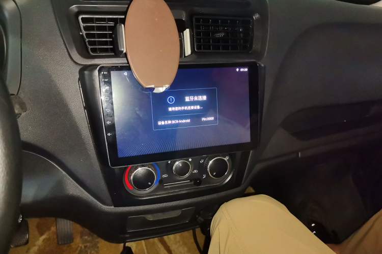 Used CHANGAN KAICHENG Ruixing M60 2019 1.5L Standard Version China VI Van with 5 Seats DAM15KR Audio And AC Panel