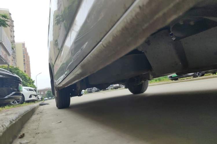 Used CHANGAN KAICHENG Ruixing M60 2019 1.5L Standard Model China V Emission Standards 5/6 Seats 4G15S Chassis Front Right