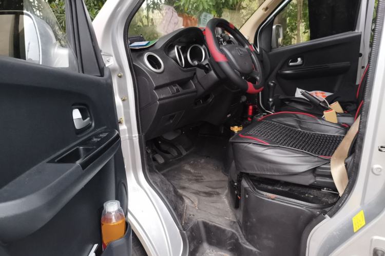 Used CHANGAN KAICHENG Ruixing M60 2019 1.5L Standard Version China VI Emission Standard 5/6 Seats DAM15KR Driver Seat