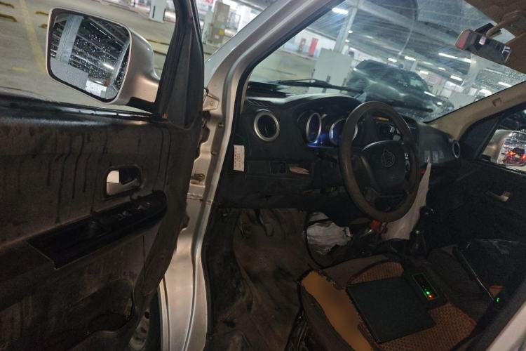 Used CHANGAN KAICHENG Ruixing M60 2019 1.5L Standard Version China VI Emission Standard 5/6 Seats DAM15KR Driver Seat