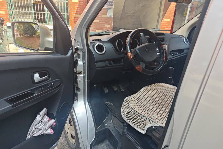 Used CHANGAN KAICHENG Ruixing M60 2019 1.5L Standard Model China V Emission Standards 5/6 Seats 4G15S Driver Seat