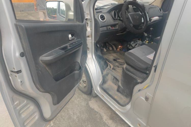 Used CHANGAN KAICHENG Ruixing M60 2019 1.5L Base Version China VI Standard 7-Seater DAM15KR Driver Seat